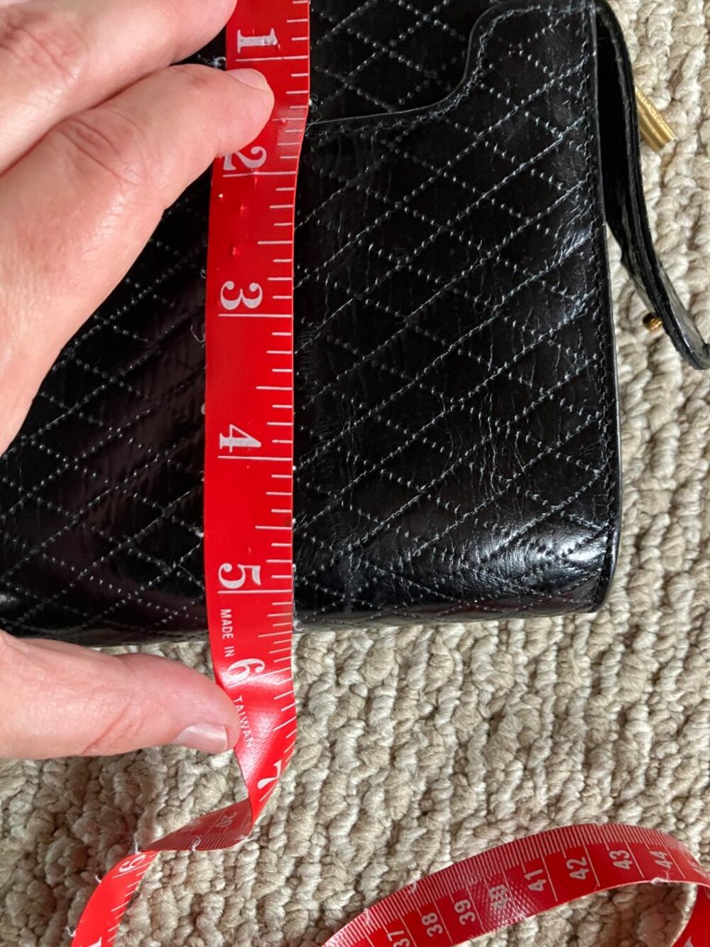 Vintage 70s Albert Nipon Black Quilted Crossbody Bag MISSING Gold Chain READ - Picture 10 of 10